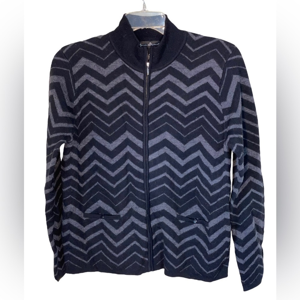 NWOT-Mercer & Madison 100% Merino Wool, Chevron Pattern, full zip Sweater XL